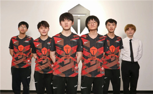 球队的进攻 球队的进攻