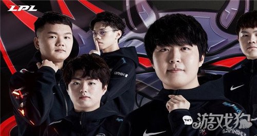 体育文化逐 体育文化逐