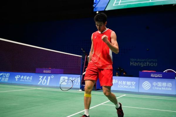 均构成了 均构成了