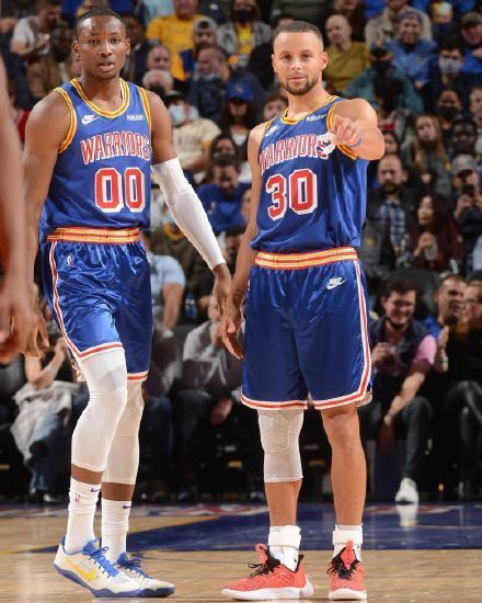 围绕这一趋 围绕这一趋