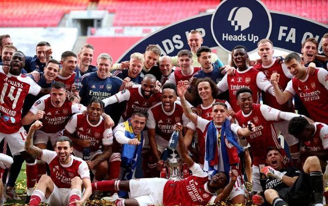 的非黑即白 的非黑即白